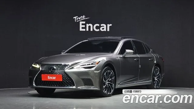 2021 Lexus LS