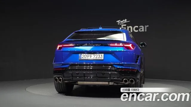 2023 Lamborghini Urus, foto 4