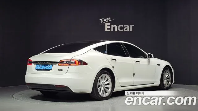 2020 Tesla Model S, foto 2