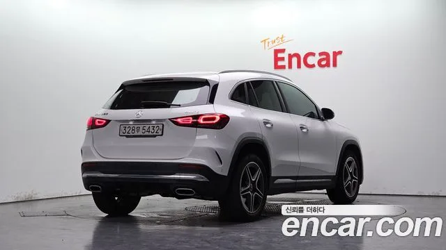 2020 Mercedes-Benz GLA-Class