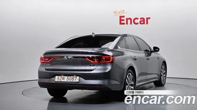 2016 Renault Korea SM6