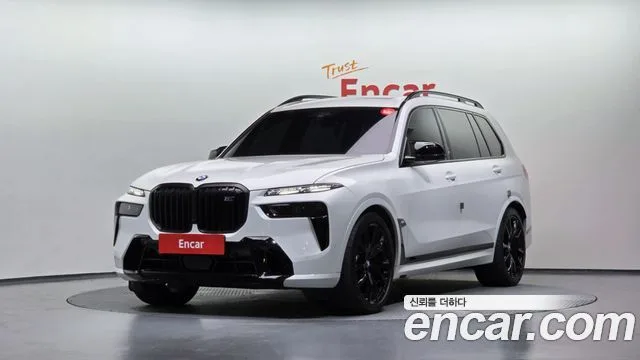 2025 BMW X7