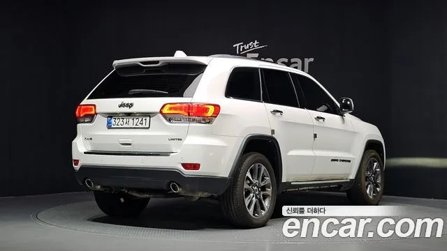 2018 Jeep Cherokee, foto 2