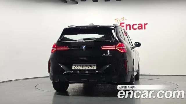 2026 BMW X3, foto 4