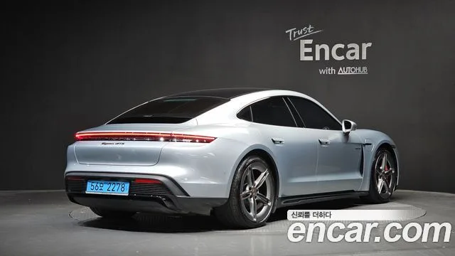 2026 Porsche Taycan