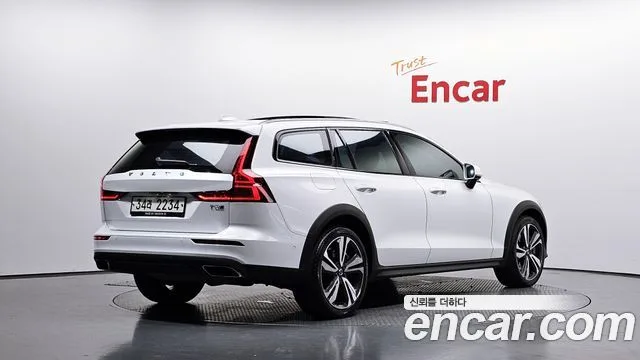 2019 Volvo V60