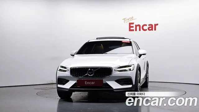 2019 Volvo V60, foto 2