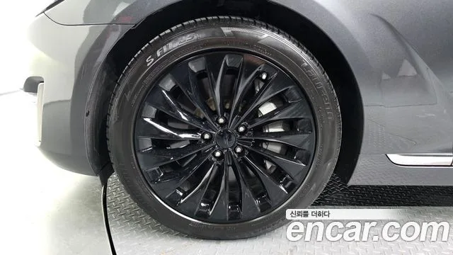 2017 Genesis EQ900, foto 4