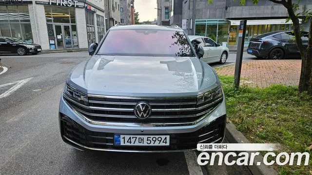 2026 Volkswagen Touareg