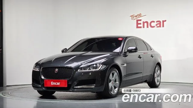 2018 Jaguar XF