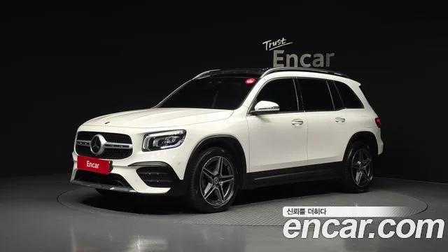 2023 Mercedes-Benz GLB-Class