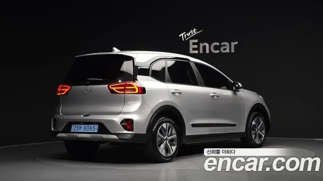 2023 Kia Niro