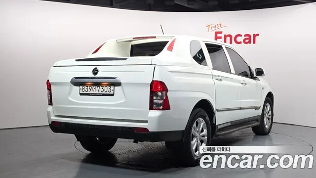 2016 KG Mobility Korando, foto 2