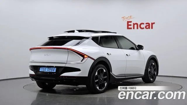 2025 Kia EV6