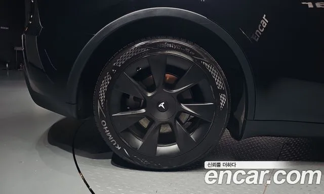 2024 Tesla Model Y, foto 4