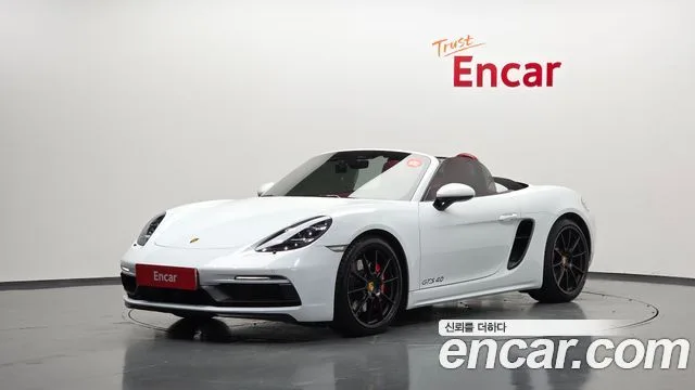 2022 Porsche 718