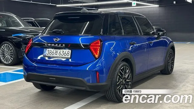 2025 Mini Cooper, foto 2