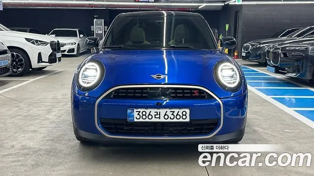 2025 Mini Cooper, foto 3