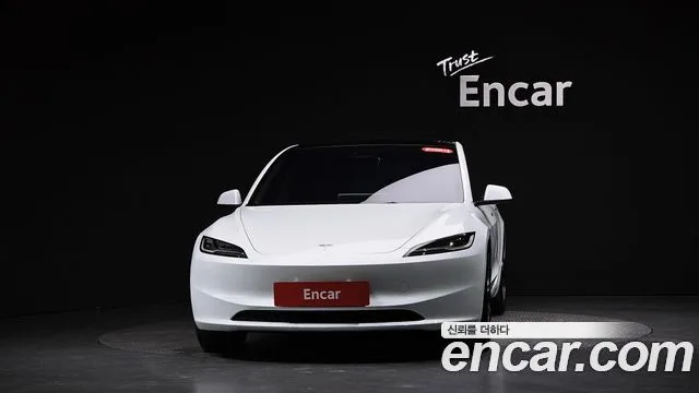 2024 Tesla Model 3, foto 2