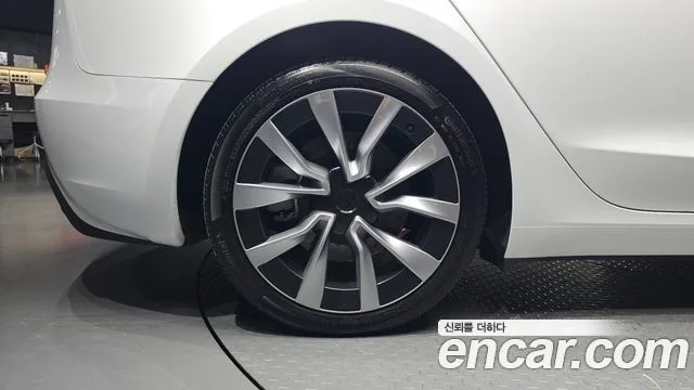 2024 Tesla Model 3, foto 4