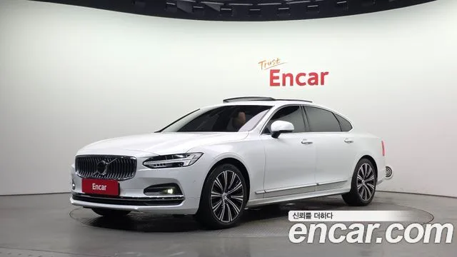 2021 Volvo S90