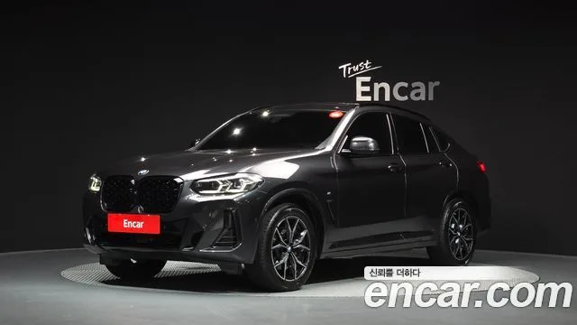 2023 BMW X4