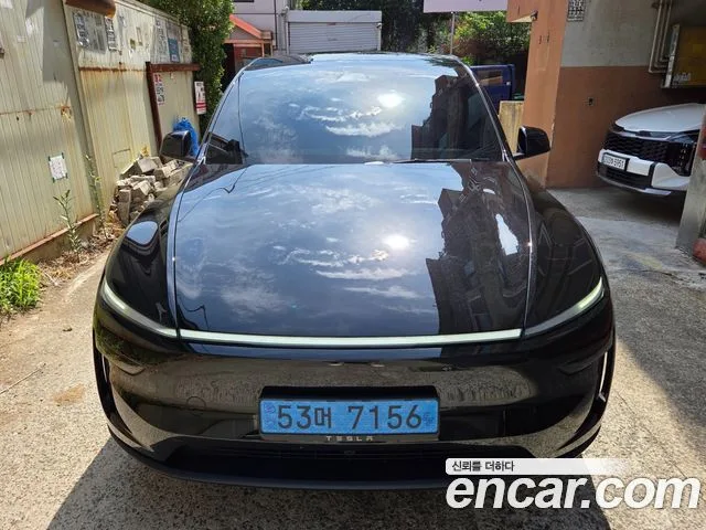 2026 Tesla Model Y