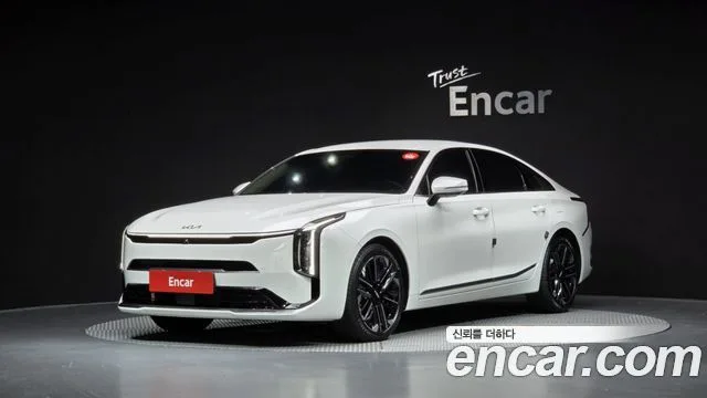 2026 Kia K8