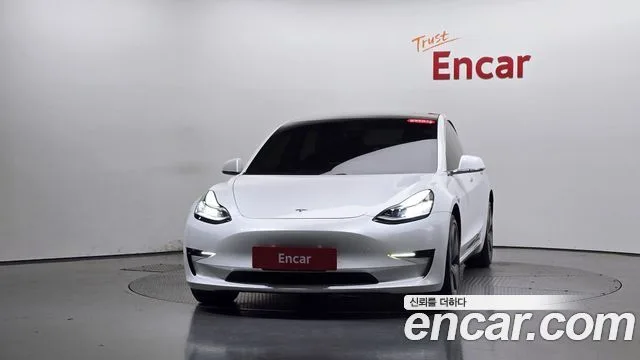 2020 Tesla Model 3, foto 2