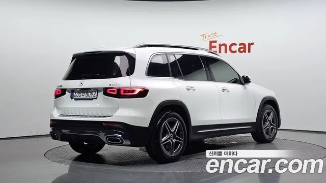 2021 Mercedes-Benz GLB-Class