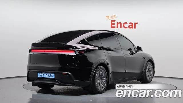 2026 Tesla Model Y