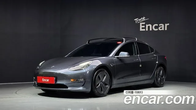 2020 Tesla Model 3