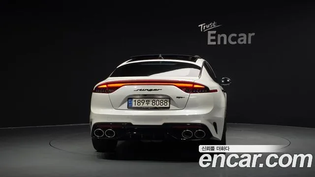 2023 Kia Stinger, foto 4