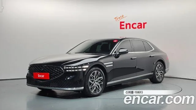 2023 Genesis G90