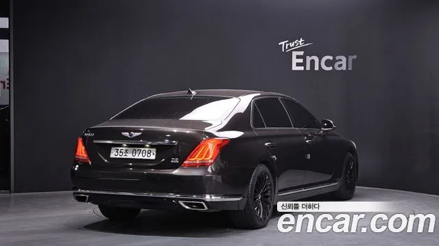 2016 Genesis EQ900, foto 2