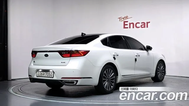 2018 Kia K7, foto 2