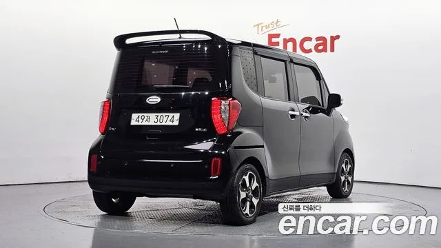 2016 Kia Ray, foto 2