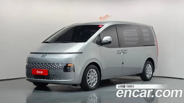 2022 Hyundai Staria