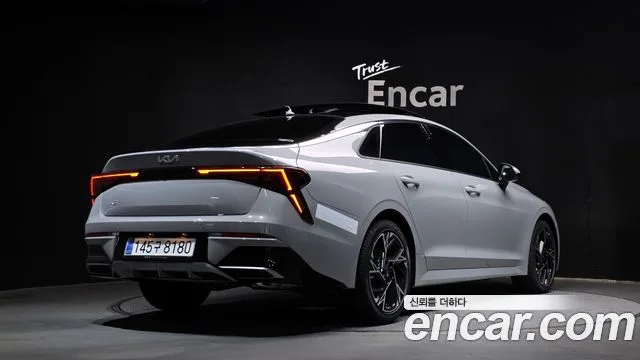 2027 Kia K5, foto 2