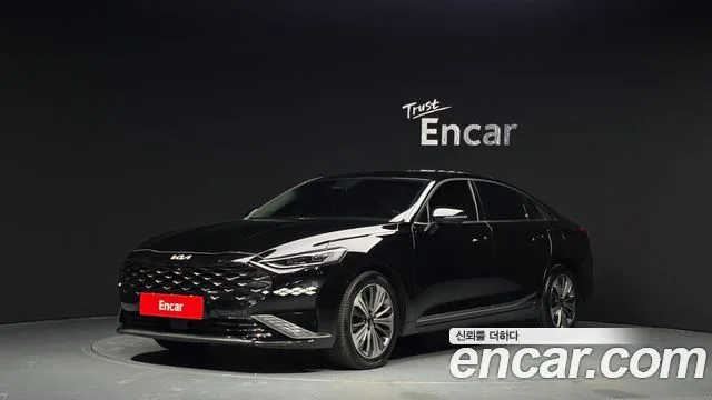 2022 Kia K8