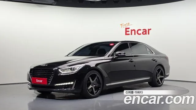 2018 Genesis EQ900
