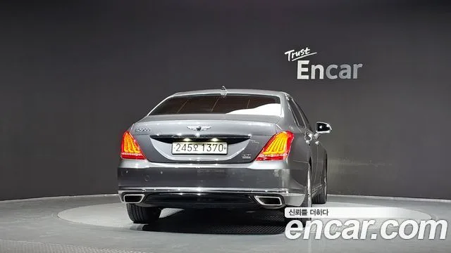 2016 Genesis EQ900, foto 4