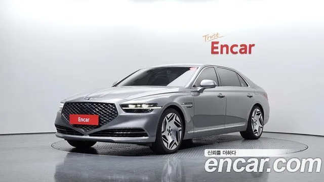 2021 Genesis G90