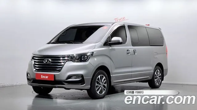 2019 Hyundai Starex