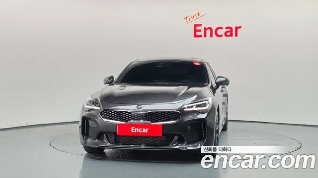 2022 Kia Stinger, foto 3