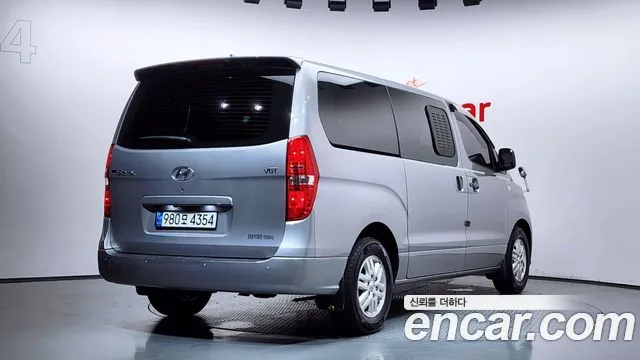 2019 Hyundai Starex