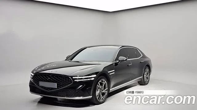 2022 Genesis G90
