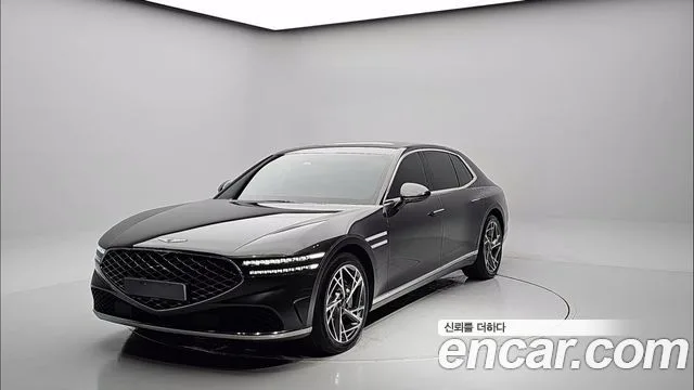 2023 Genesis G90