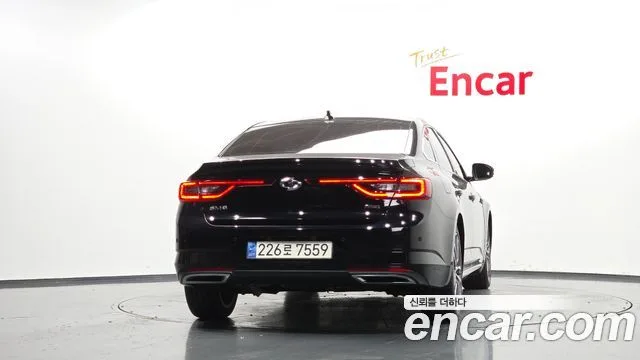 2016 Renault Korea SM6, foto 4