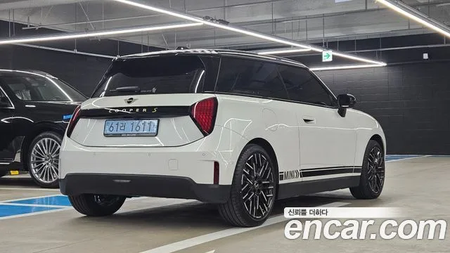2024 Mini Cooper, foto 2